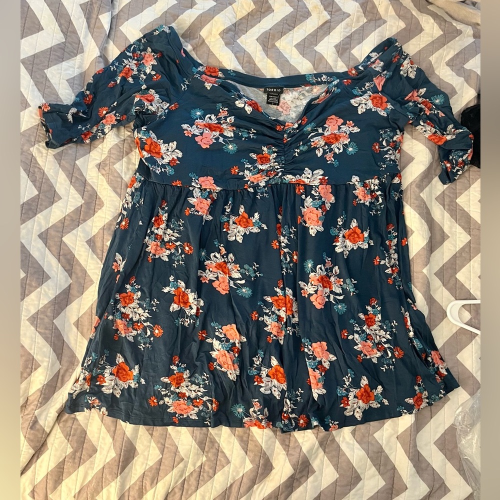 Off Shoulder Babydoll Sweetheart Neckline 3